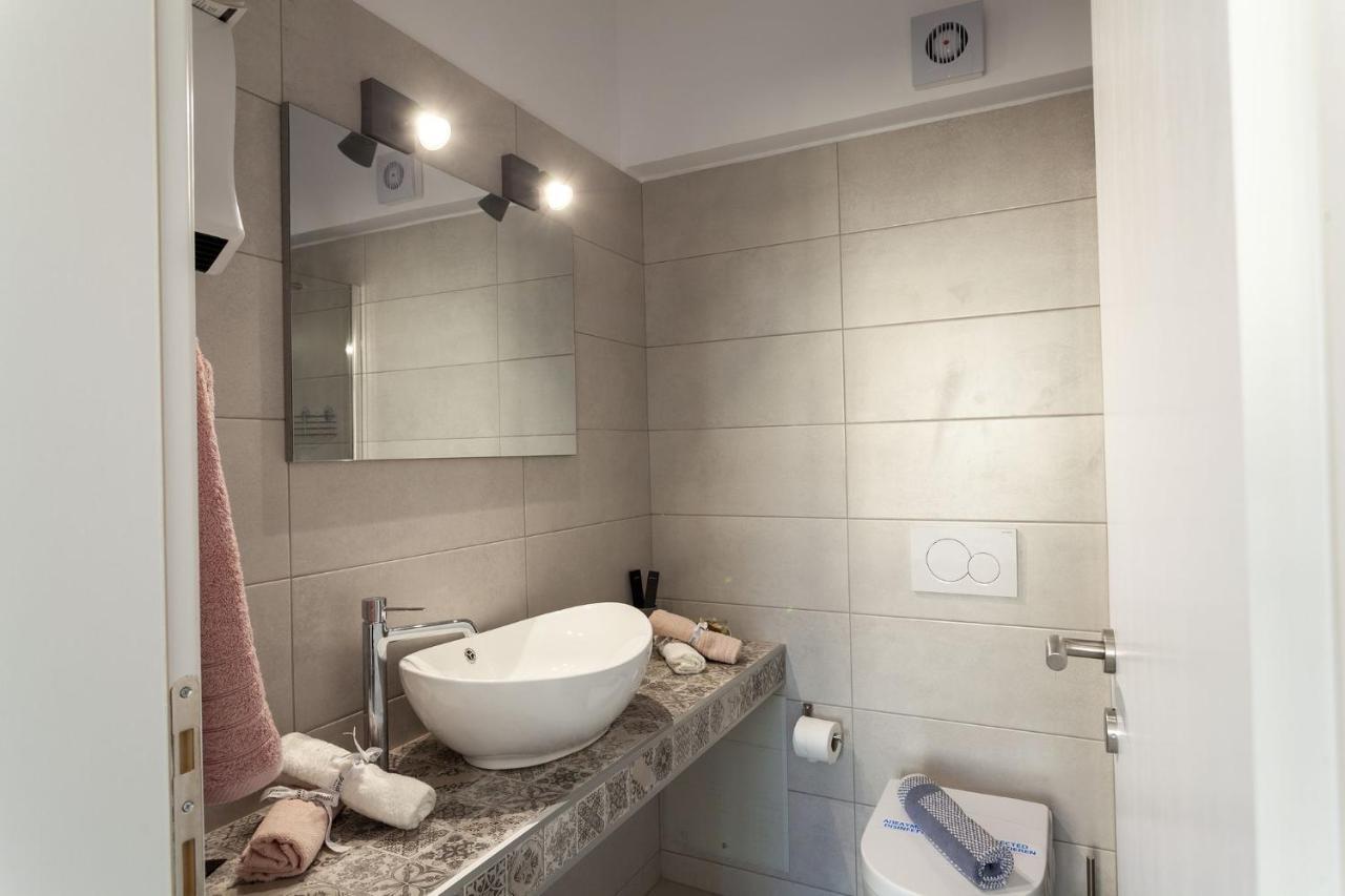 Fedias Luxury Flat Psyrri Square Apartment Athens Exterior photo